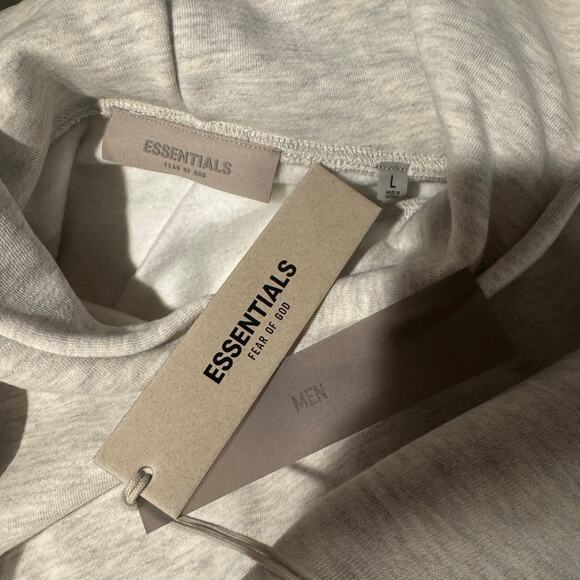 Fear of God ESSENTIALS Hoodie in Light Oatmeal - Picture 8 of 8